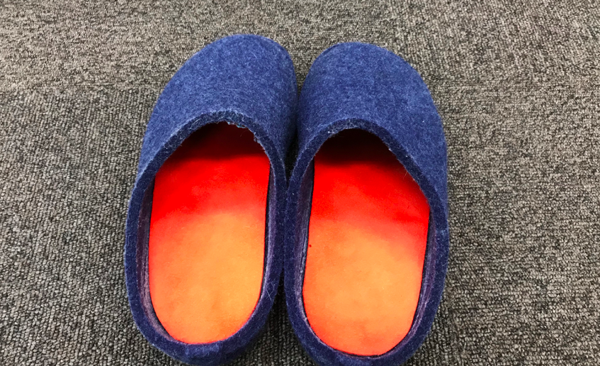 膝の腫れや痛みについて  常滑市にあるセライブ＆スマイルは美容院と 